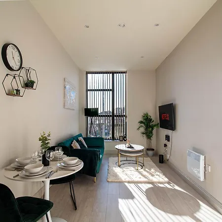 Modern 1 Bed In *