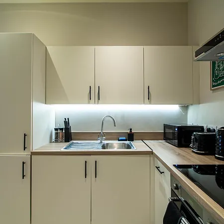 Modern 1 Bed In דירה לידס