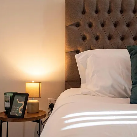 Modern 1 Bed In * Leeds (West Yorkshire)