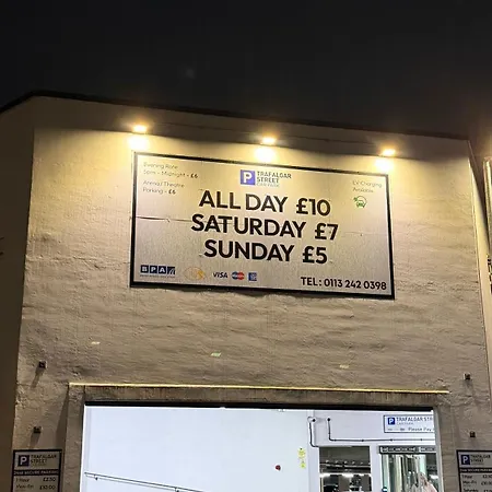 Modern 1 Bed In Apartment Leeds (West Yorkshire)